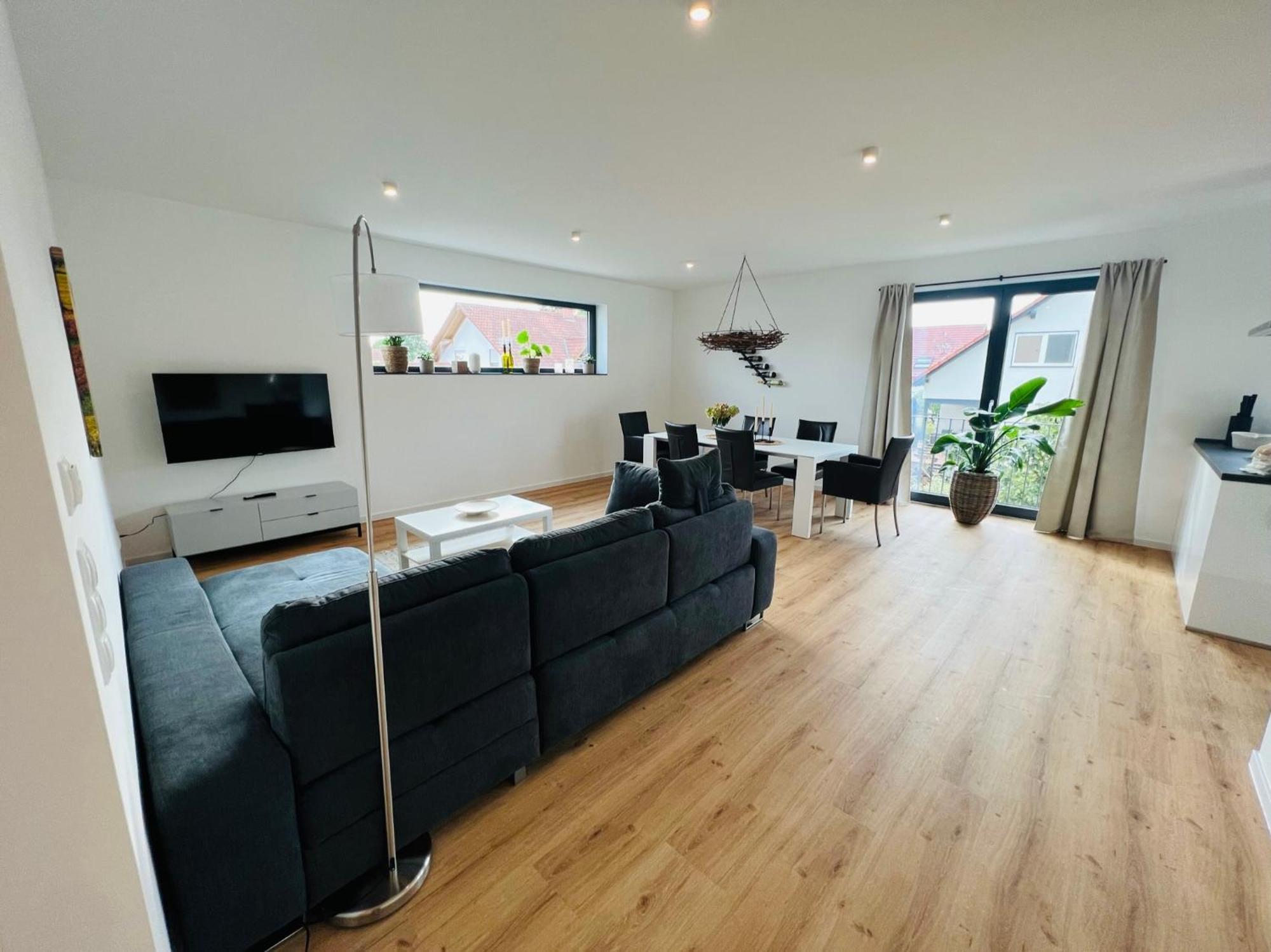 Moderne Ferienwohnung Mit Terrasse, Grill & Privatparkplatz Venningen Bagian luar foto